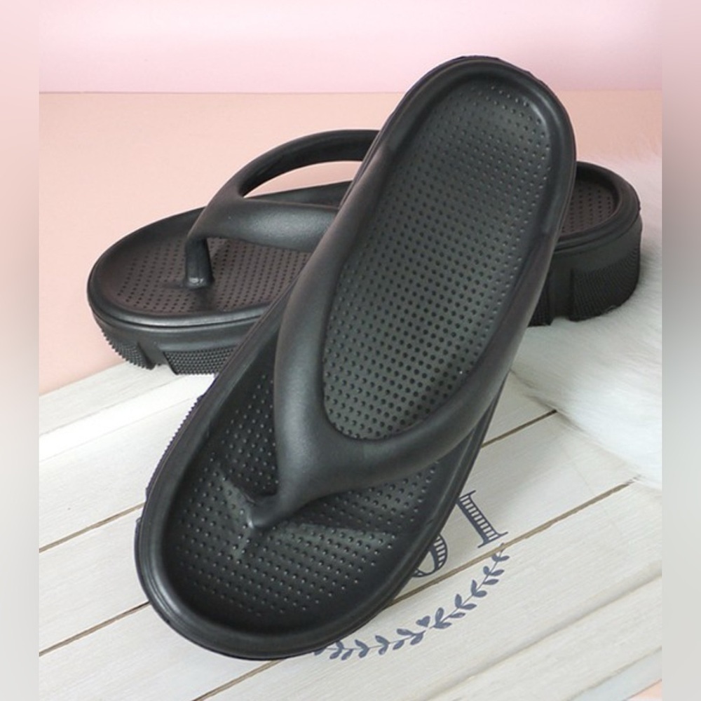 Black Flip Flop Sandals